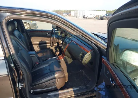 2007 Cadillac Dts Luxury I z USA, uszkodzony, nr VIN 1G6KD57Y57U201047